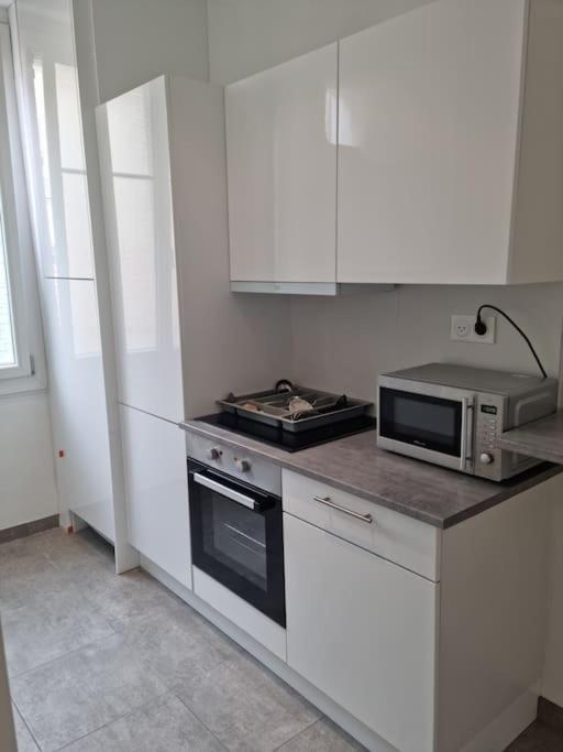 Appartement 2 Pieces Ница Екстериор снимка