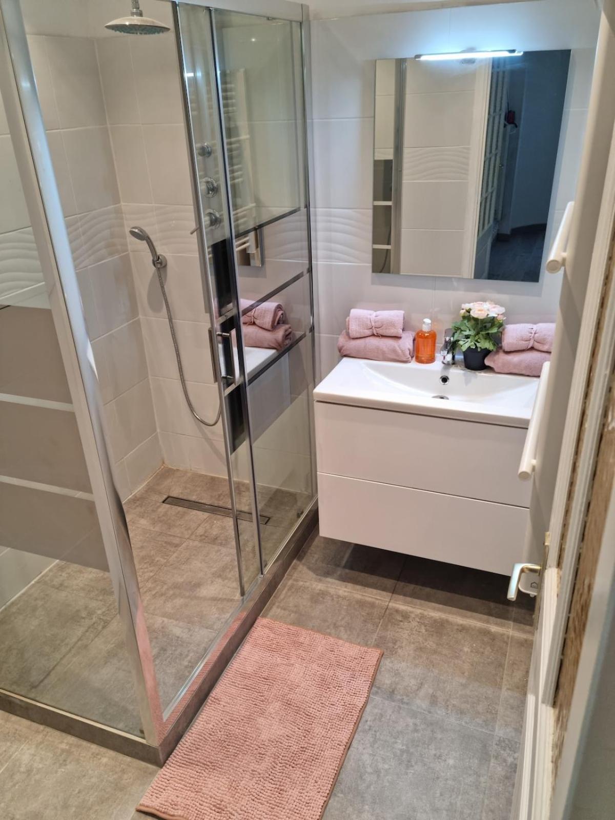 Appartement 2 Pieces Ница Екстериор снимка