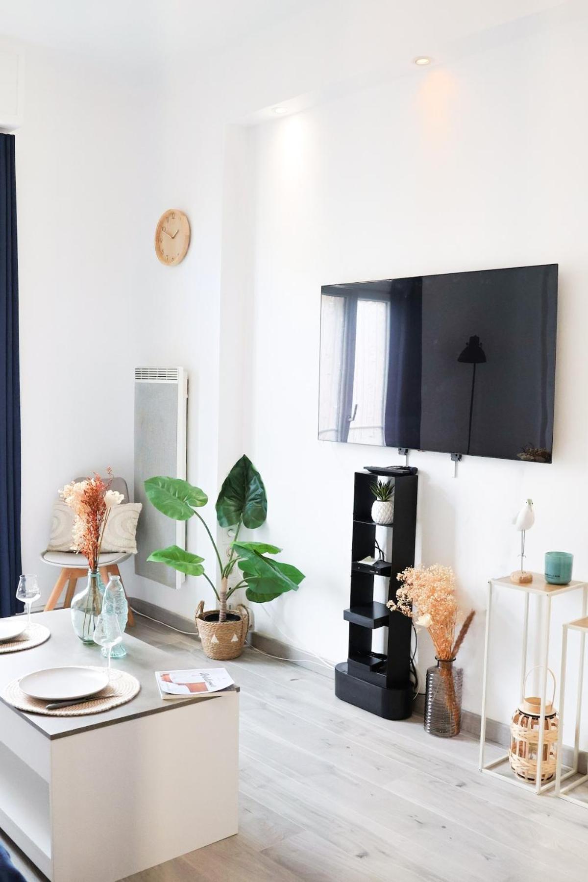 Appartement 2 Pieces Ница Екстериор снимка